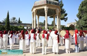گزارش تصویری | آئین گلباران آرامگاه حضرت حافظ شیرازی