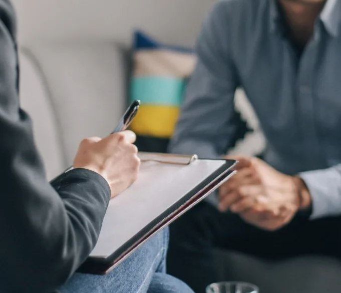 تأکید بر سلامت روان و نشاط اجتماعی؛ برگزاری ویژهبرنامه «هفته سلامت روان و تربیت بدنی» در مرکز توانبخشی بیماران اعصاب و روان مهریاران شیراز