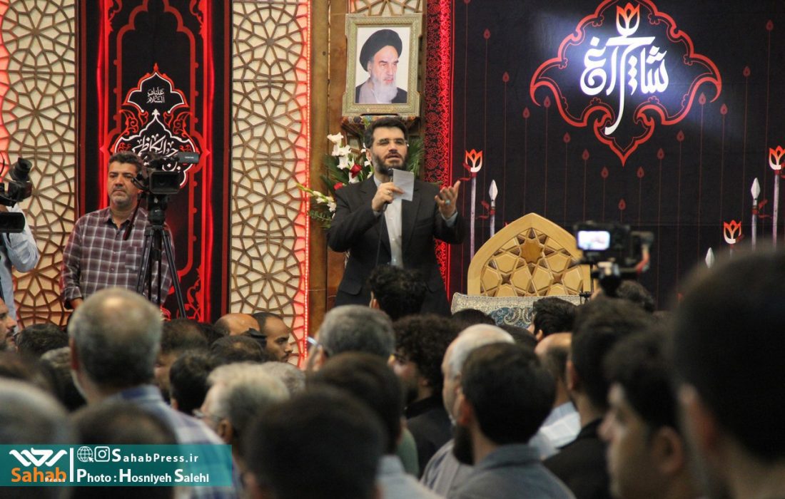 گزارش تصویری | دومین شب مراسم سومین سالگرد شهدای حمله تروریستی به حرم مطهر حضرت شاهچراغ (ع)