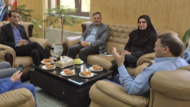 جلسه بررسی وضعیت ارتباطی شهرستان بیضا برگزار شد