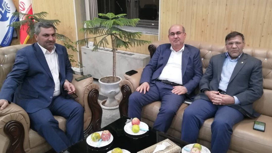 تأکید نماینده کازرون و کوهچنار بر تسریع در توسعه فیبر نوری در استان فارس در دیدار با مدیر مخابرات منطقه
