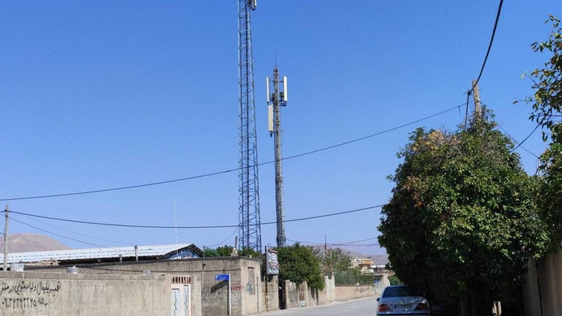 نصب دکل جدید همراه اول در اداره امور عشایر نورآباد ممسنی برای ارتقای پوشش آنتن‌دهی شهرستان