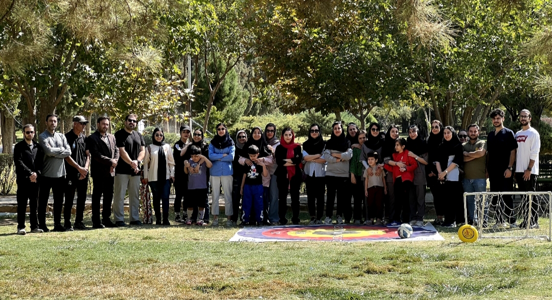 برگزاری ویژهبرنامه «یوگا برای مادران» در هفته تربیت بدنی و ورزش با هدف ارتقای سلامت خانوادههای دارای فرزند اتیسم در شیراز