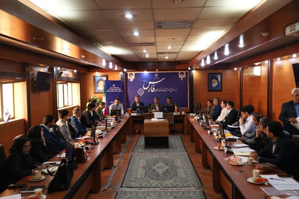 چاپ و تحویل تائیدیه تحصیلی به افراد ممنوع است