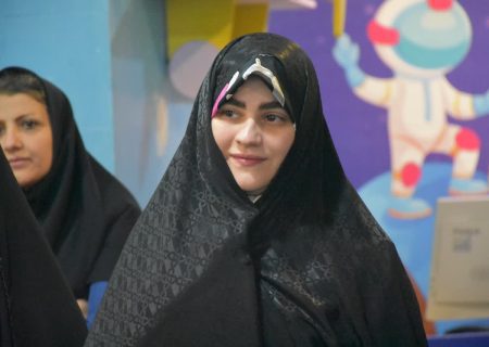 کتابخانه‌های عمومی می‌توانند پایگاه تعامل و هم‌افزایی بین‌نسلی باشند