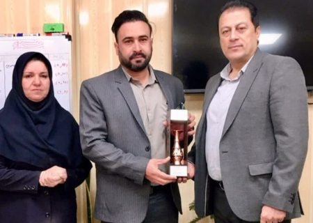 تقدیر از مدیر روابط‌عمومی هیئت ورزش‌های همگانی فارس به مناسبت هفته تربیت بدنی