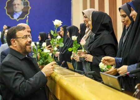 فارس در بهره‌گیری از ظرفیت بانوان در عرصه‌های مدیریتی پیشتاز است