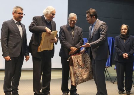 تجلیل از استاد برجسته زمین‌شناسی ایران در دانشگاه شیراز