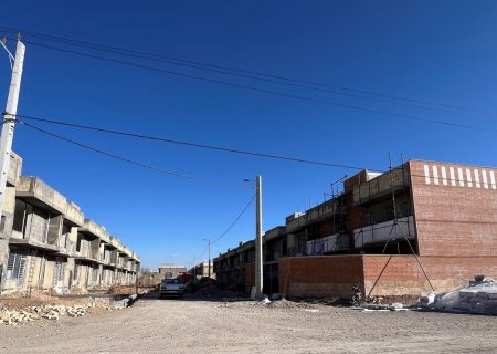 برق‌رسانی به ۱۱ هزار واحد نهضت ملی مسکن در فارس
