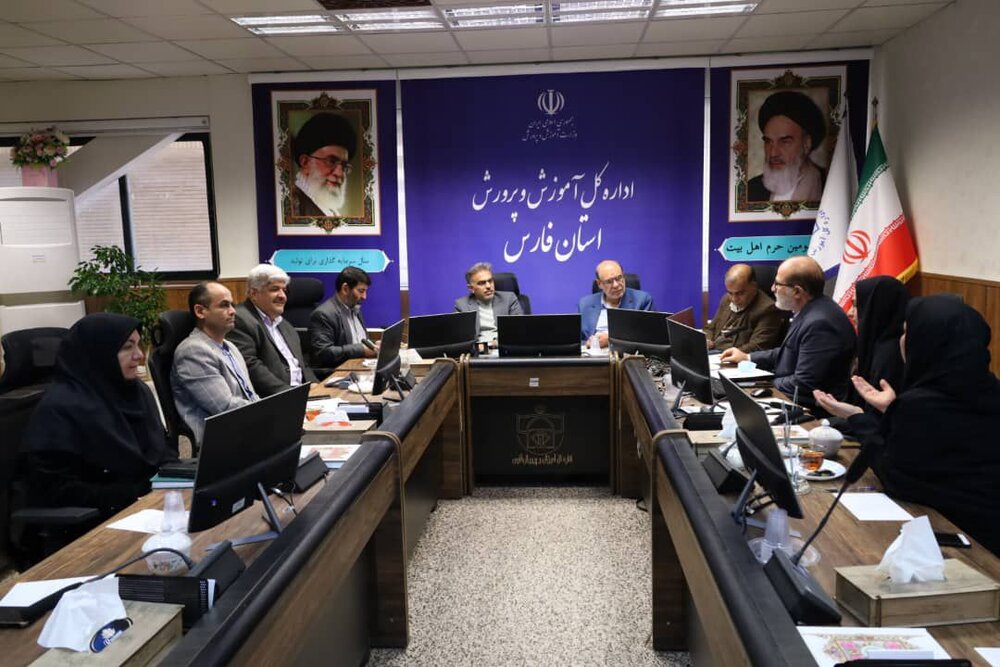 توانمندسازی مهارتی دانش‌آموزان به مطالبه جدی مدارس شاهد تبدیل شود