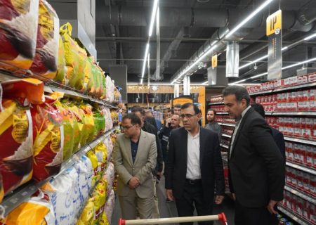 انجام بازدیدهای میدانی برای نظارت بر بازار لوازم یدکی خودرو و فروشگاه‌های زنجیره‌ای شیراز