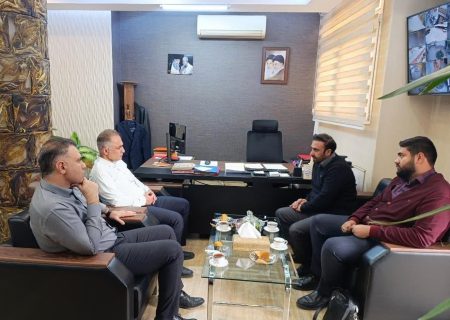 نشست هم اندیشی بهزیستی و شهرداری شیراز برای حمایت از توان‌خواهان / نمایشگاه‌های دائمی عرضه محصولات در راه است