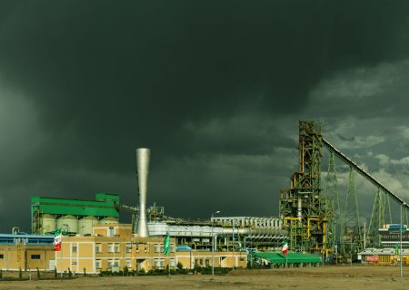 از ثبت رکورد تولید ماهانه شمش فولادی تا درخشش در جوانی جمعیت توسط فولاد غدیر نی‌ریز