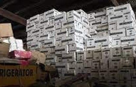 شناسایی انبار احتکار ارزاق عمومی در داراب