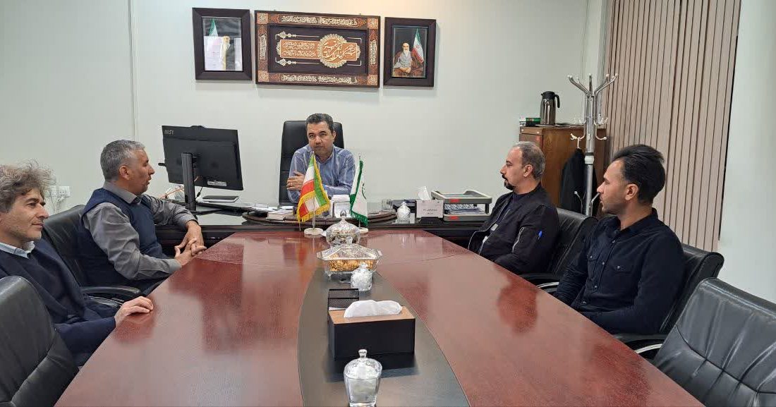 تجلیل از خانوادههای شهدا و جانبازان همزمان با روز جانباز در فارس