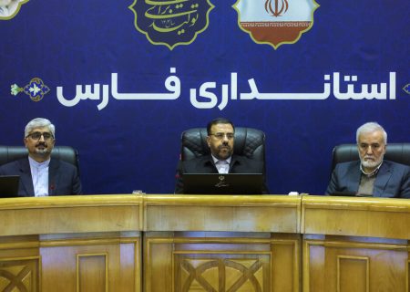 استاندار فارس: نگرانی برای تأمین مایحتاج مردم در نوروز و ماه رمضان وجود ندارد