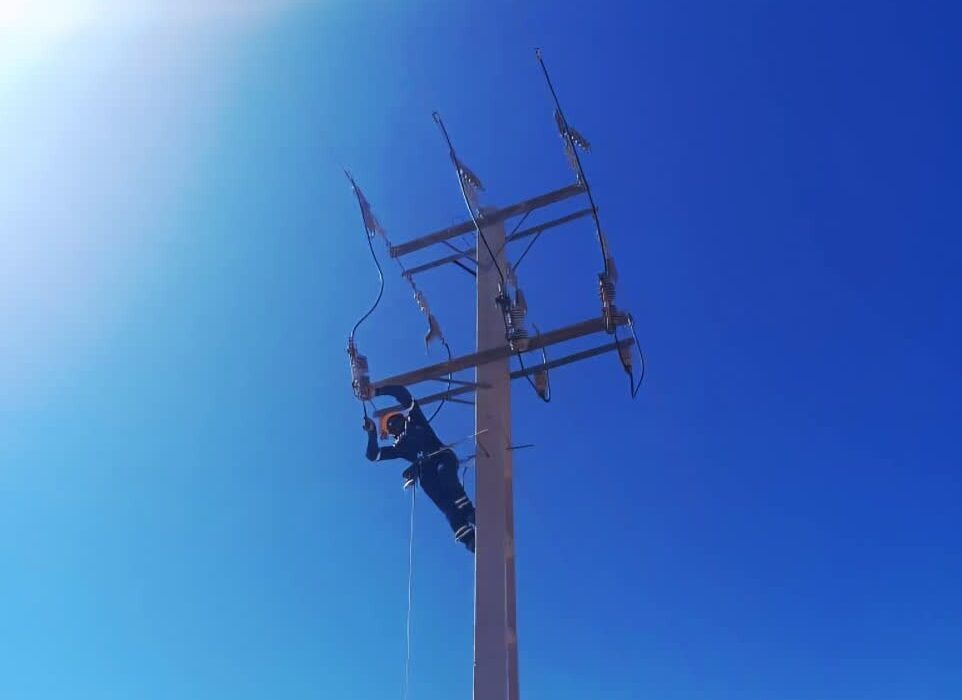 اصلاح ۷ فیدر بحرانی شهرستان‌های استان فارس