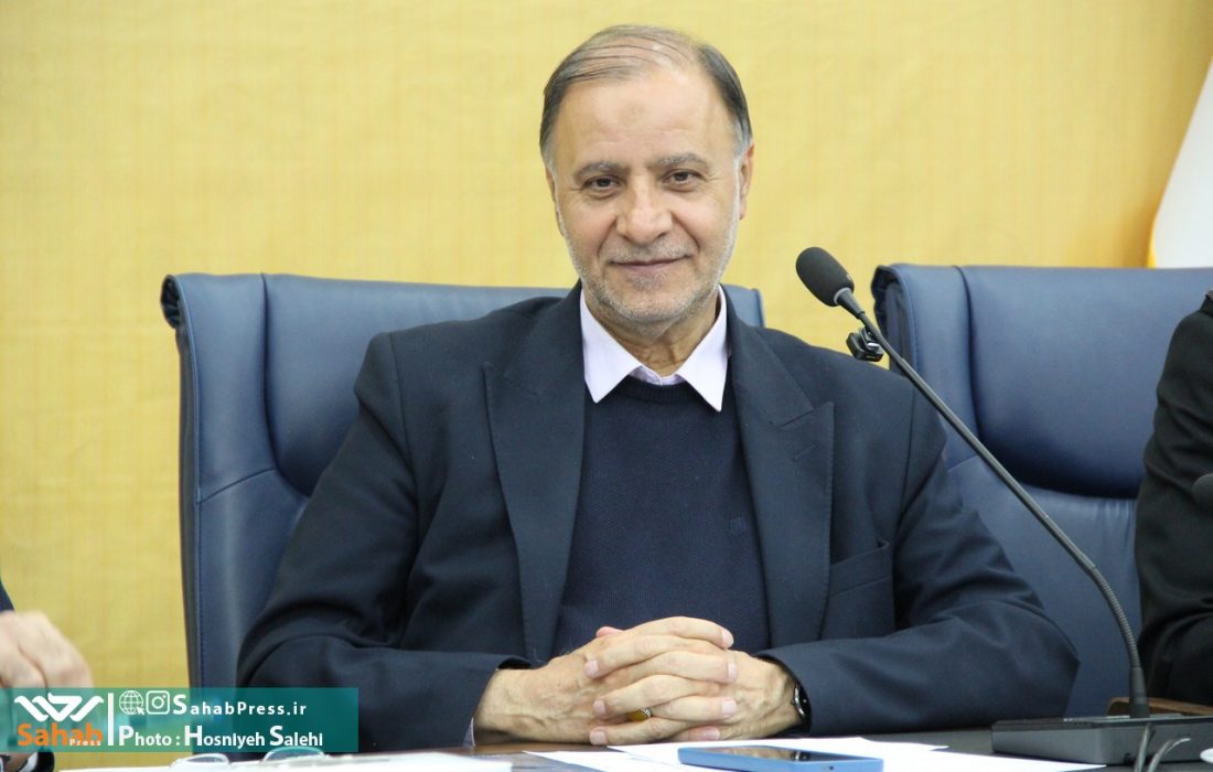 گزارش تصویری | نشست خبری رئیس کمیسیون سلامت، محیط زیست و خدمات شهری و معاون محیط زیست و خدمات شهری شهرداری شیراز