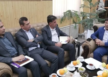 توسعه زیرساخت‌های نوین بانکی با فیبر نوری؛ نتیجه دیدار مدیران مخابرات فارس و بانک ایران ‌زمین