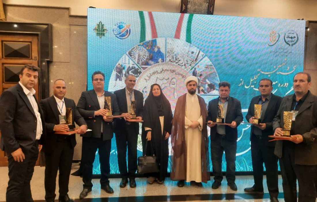 انتخاب دو کشاورز فیروزآبادی به عنوان پیشگامان تولید ملی